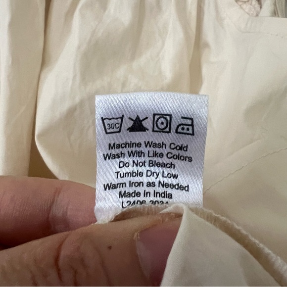 Anthropologie LOVE THE LABEL Sonora Flutter Sleeve Eyelet Top Cloud Cream Sz XS - Picture 10 of 10